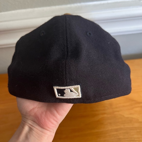 Houston Astros New Era Cooperstown Collection Fitted Hat - Picture 4 of 8